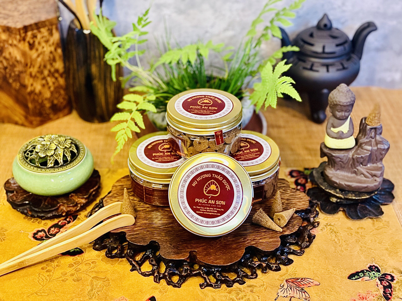 Khám phá và tìm lại mùi hương cổ truyền của Nụ Thảo Dược thương hiệu Phúc An Sơn